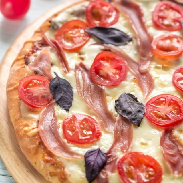 Prosciutto Pizza.